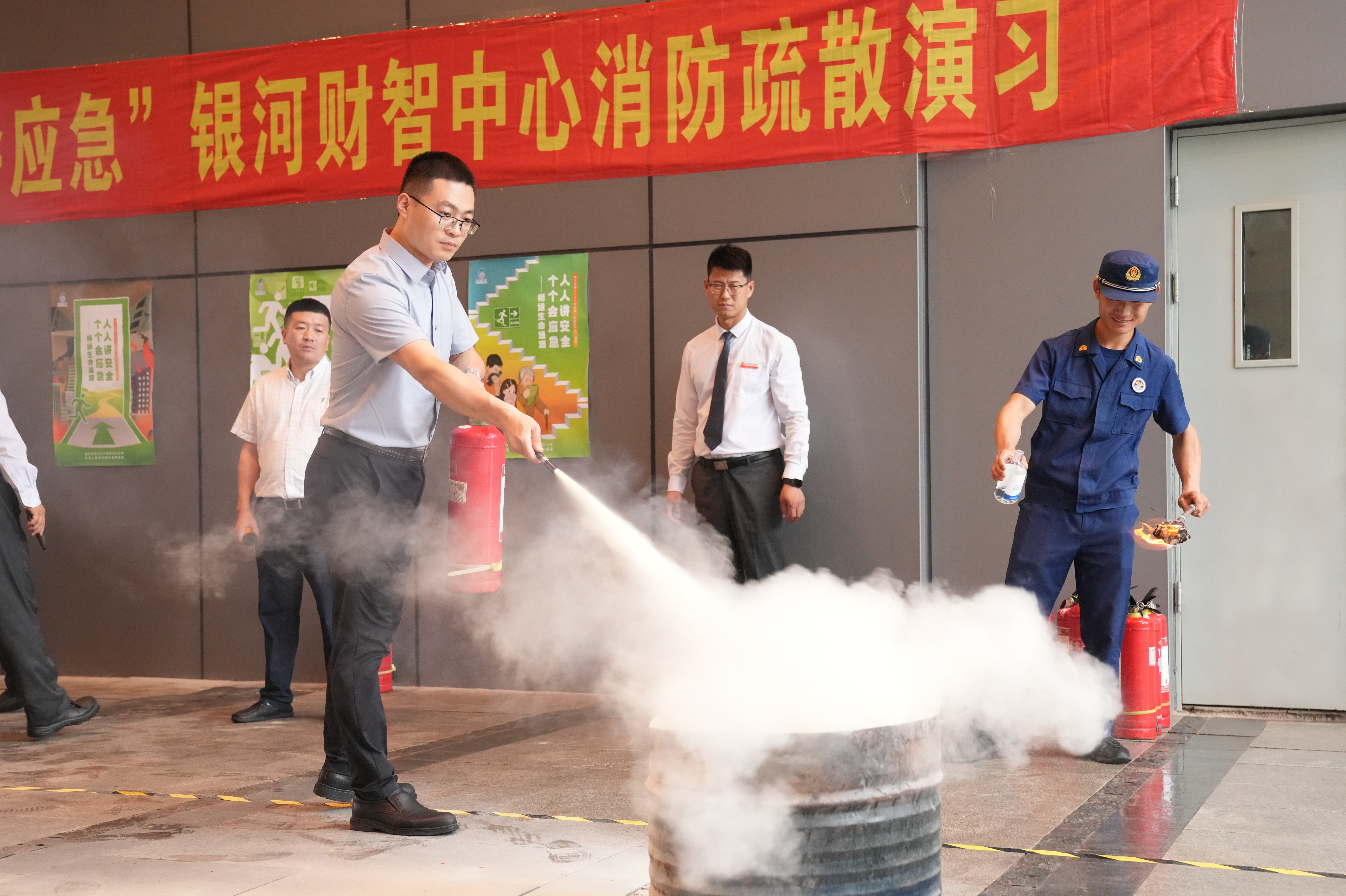 1719454071492093969.jpg 摄影2:杨惠中.jpg